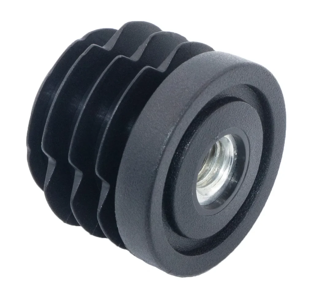 Заглушка с резьбой d 30мм,ЗР 30М8,черная